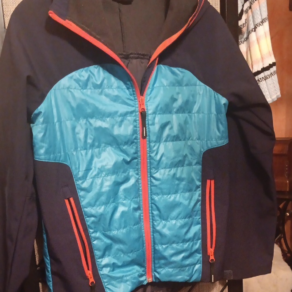 ICEPEAK Blue and Black Jacket with Red Accents